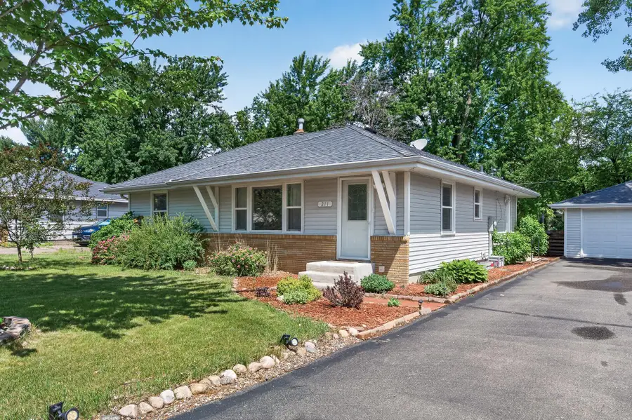 211 92nd Avenue Ne, Blaine, MN 55434 - #3