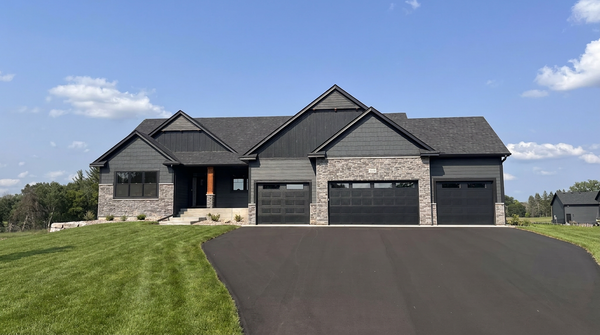 17961 Staples Street Ne, Ham Lake, MN 55304