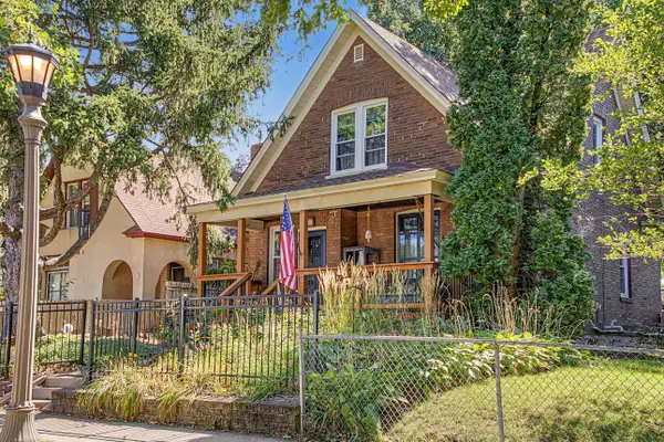 102 Cook Avenue W, Saint Paul, MN 55117