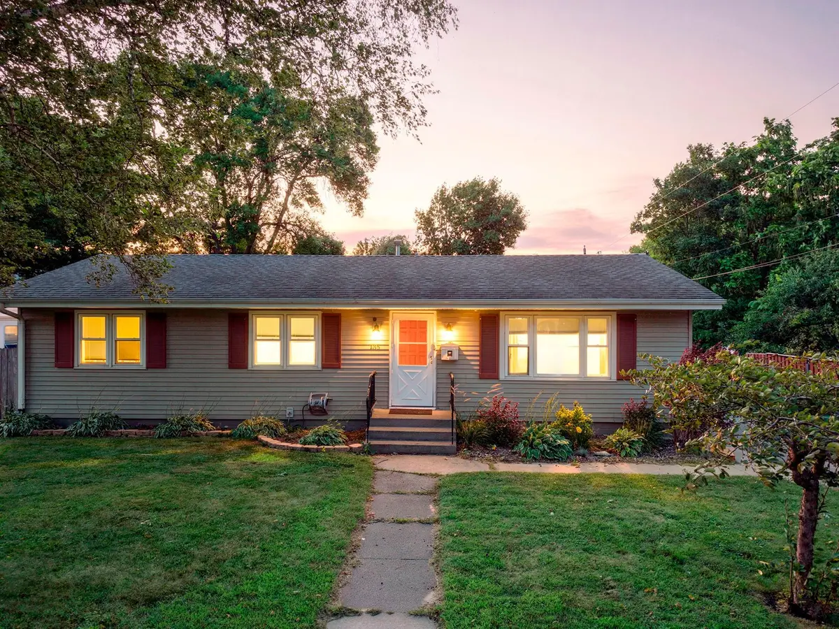 135 Davis Street S, Cambridge, MN 55008 - #1