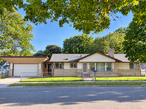 1894 Minnehaha Avenue E, Saint Paul, MN 55119