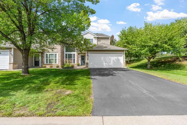 2836 Coach Court, Chanhassen, MN 55317
