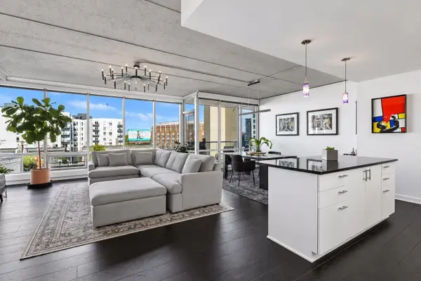 45 University Avenue Se #403, Minneapolis, MN 55414