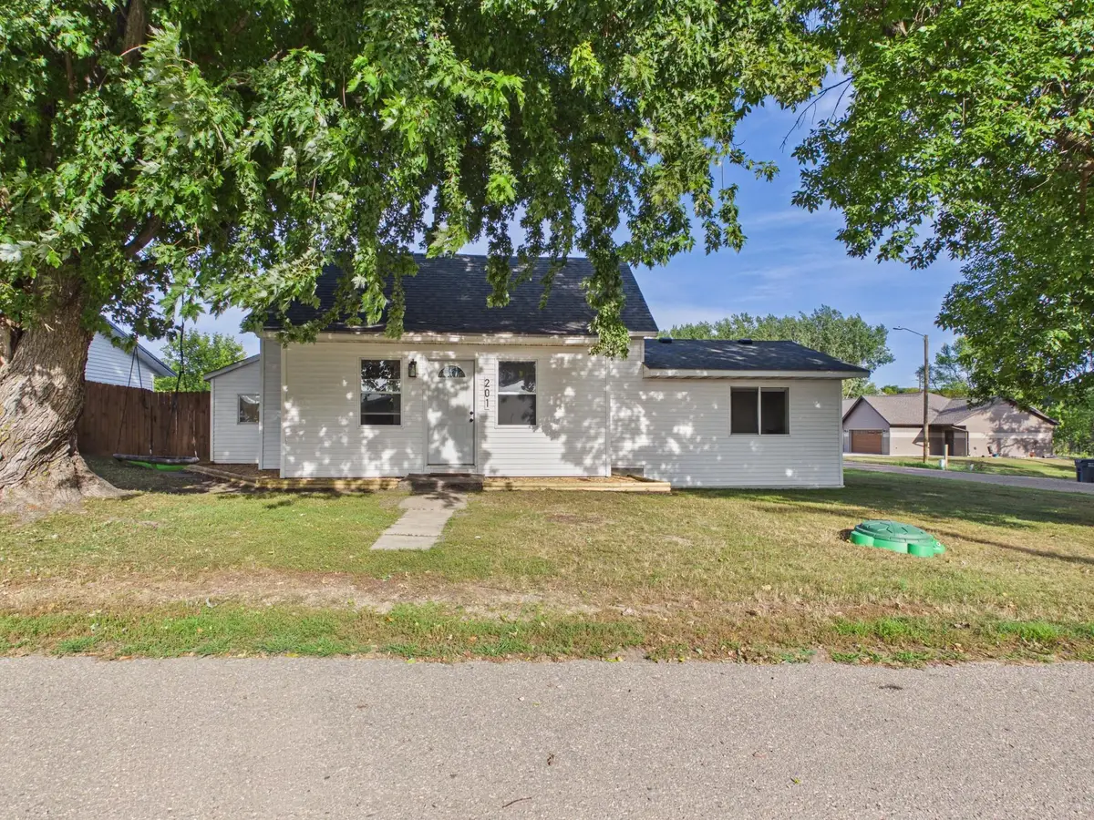 201 Nelson Street S, Nelson, MN 56323 - #1
