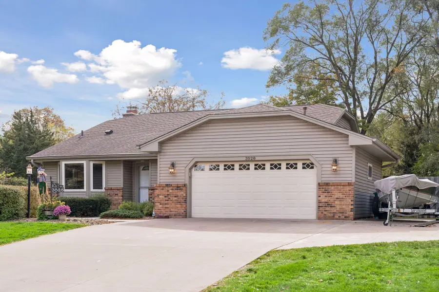 3528 115th Avenue Nw, Coon Rapids, MN 55433 - #2
