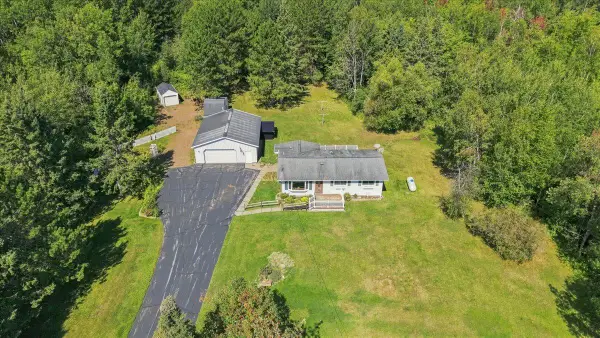 4305 W Beyer Road, Duluth, MN 55803