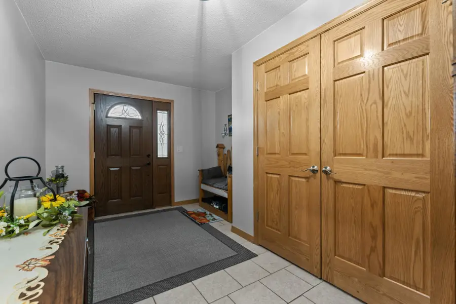 326 5th Street Sw, Eyota, MN 55934 - #2