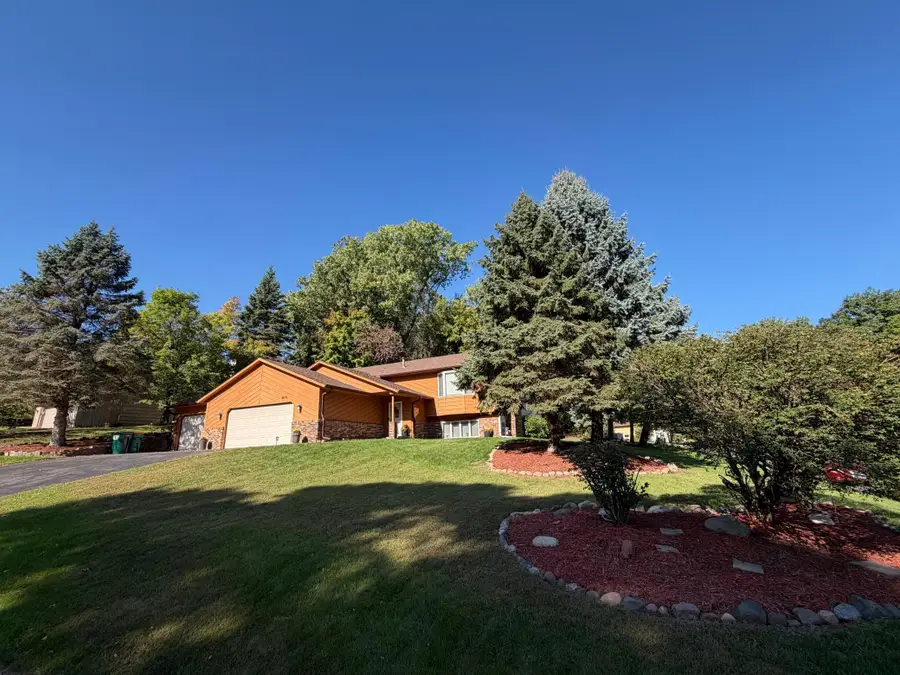 4615 Parkridge Drive, Eagan, MN 55123 - #3