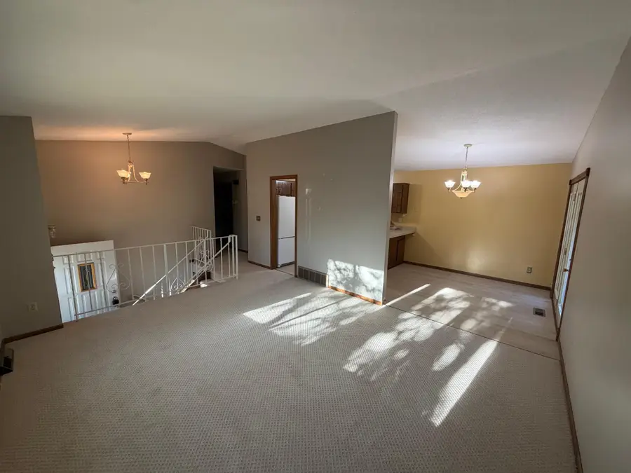 403 98th Avenue Ne, Blaine, MN 55434 - #3