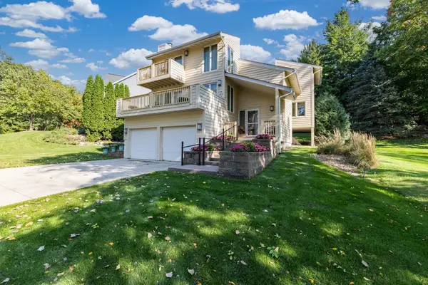 9409 Yukon Avenue S, Bloomington, MN 55438