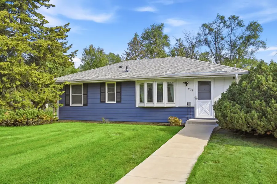 601 114th Avenue Nw, Coon Rapids, MN 55448 - #3