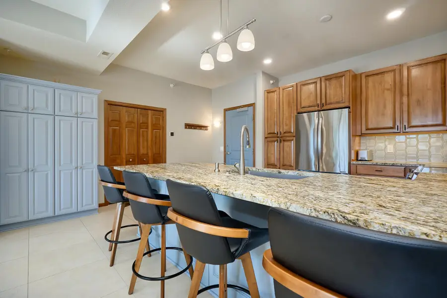 3110 N Chestnut Street #211, Chaska, MN 55318 - #3