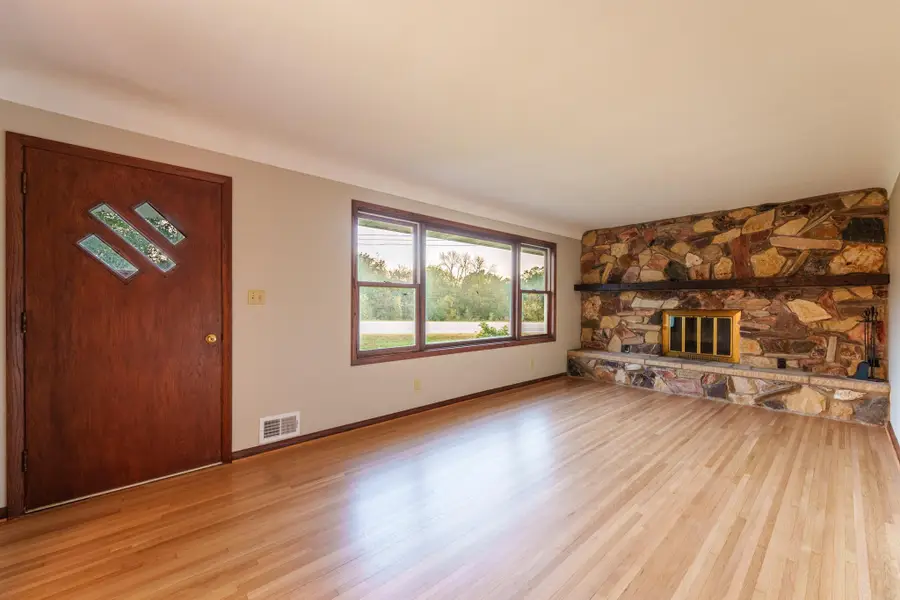 327 Pine Avenue, Vermillion, MN 55085 - #3