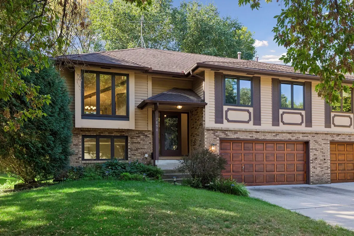 7890 Upper 139th Court, Apple Valley, MN 55124 - #1