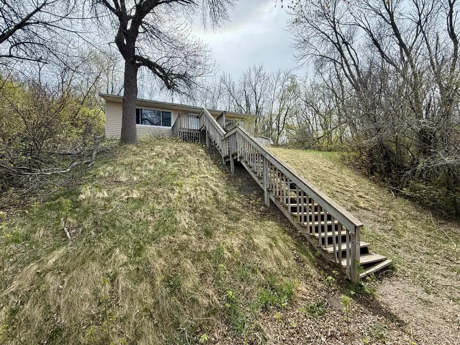 622 Valley Avenue Se, Valley City, ND 58072 - #3