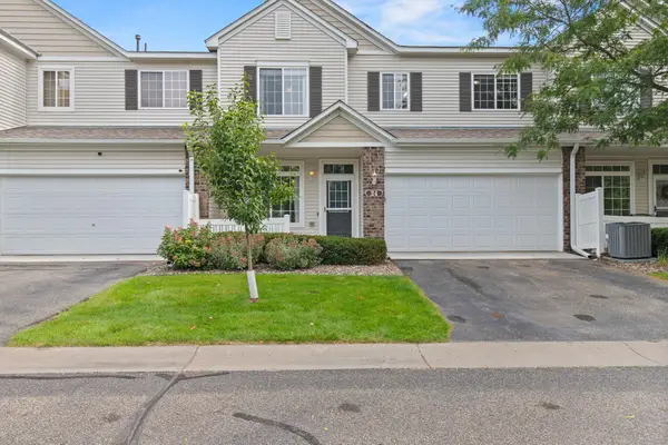 24 River Woods Drive W, Saint Paul Park, MN 55071