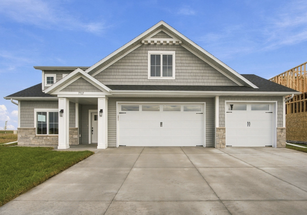 7717 81st Avenue S, Horace, ND 58047