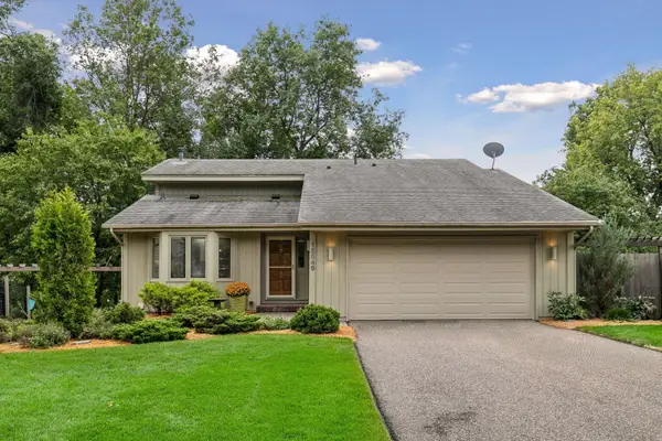 15549 Michele Lane, Eden Prairie, MN 55346