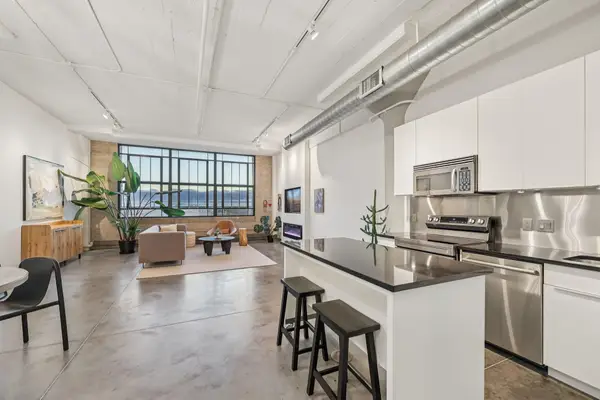 2929 Chicago Avenue #1105, Minneapolis, MN 55407