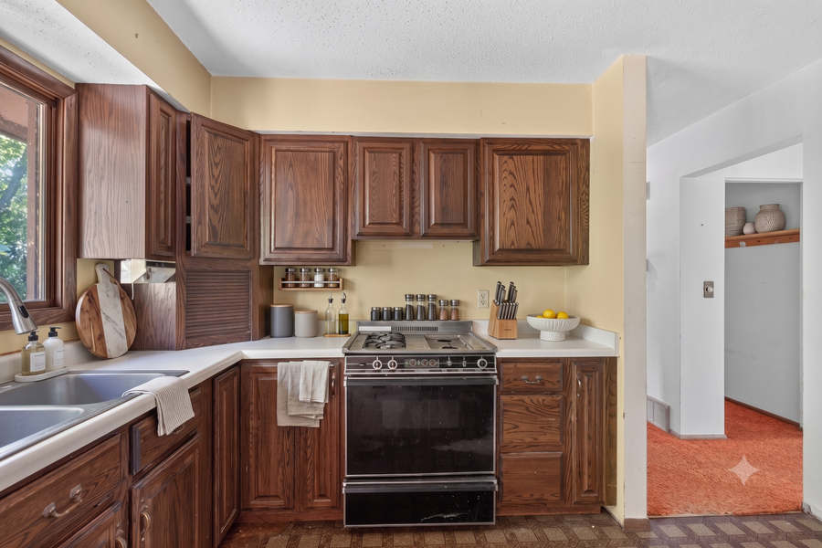 3280 Donald Avenue, Eagan, MN 55121 - #2