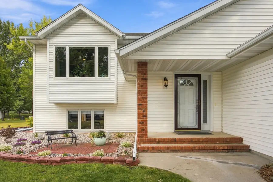 1701 33 1/2 Street S, Moorhead, MN 56560 - #3