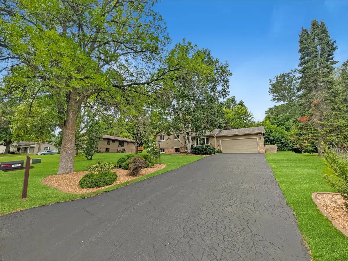 10500 39th Avenue N, Plymouth, MN 55441 - #1