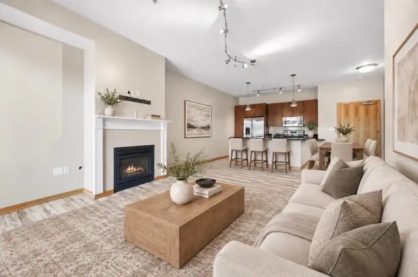 4525 Park Commons Drive #216, Saint Louis Park, MN 55416
