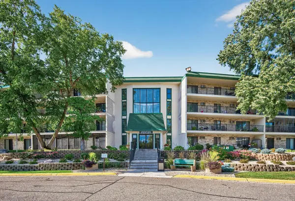 10501 Cedar Lake Road #318, Minnetonka, MN 55305