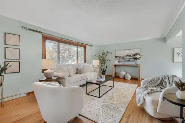 182 Emerson Avenue W, Saint Paul, MN 55118