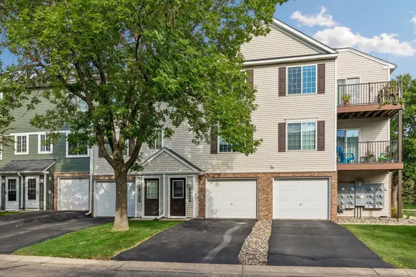 15546 Float Lane #103, Apple Valley, MN 55124