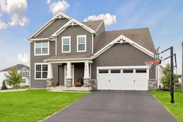 9135 Lighthouse Lane, Woodbury, MN 55129