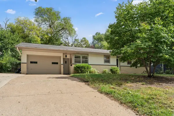 4633 4th Street Ne, Minneapolis, MN 55421
