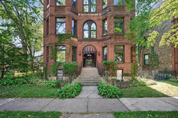 434 Laurel Avenue #2E, Saint Paul, MN 55102