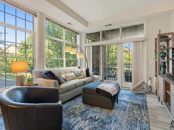 851 River Mews Court #105, Minneapolis, MN 55414