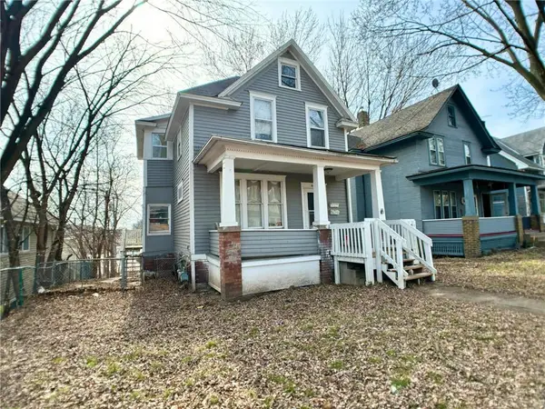 620 Cook Avenue E, Saint Paul, MN 55130