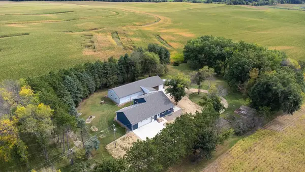 14347 380th Street, Montgomery, MN 56069
