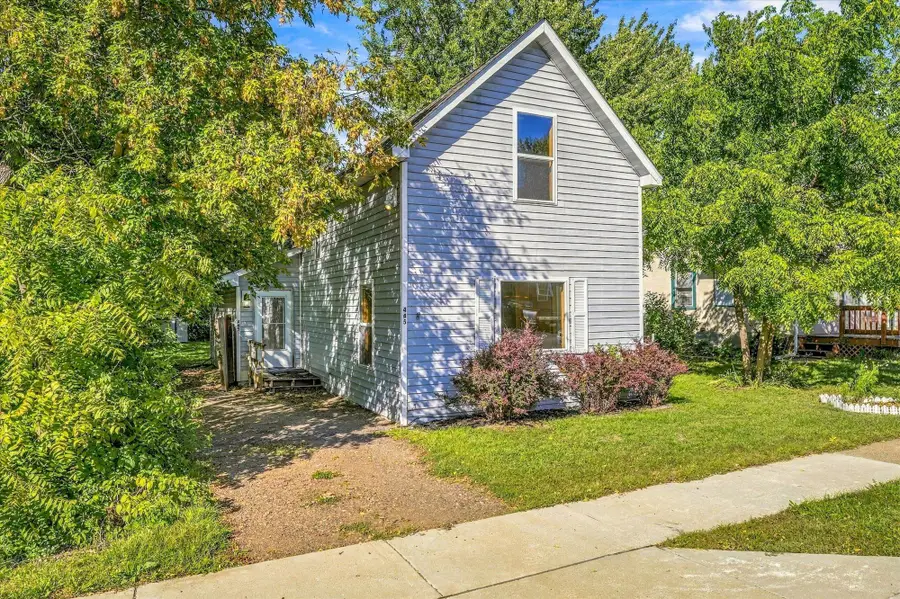 445 W 3rd Street, Rush City, MN 55069 - #3