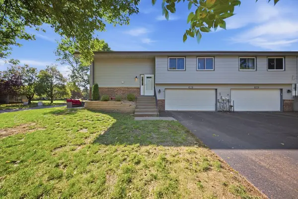 3610 Avon Court, Woodbury, MN 55125