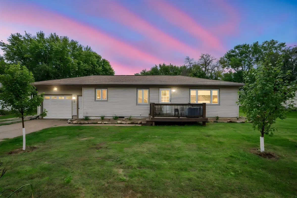 2437 Albion Avenue, Fairmont, MN 56031 - #1