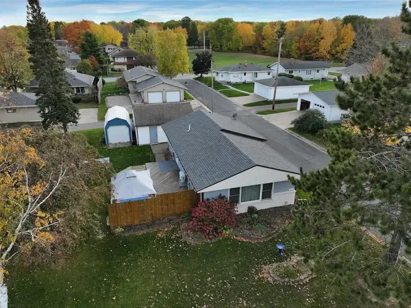 511 Indiana Avenue W, Gilbert, MN 55741