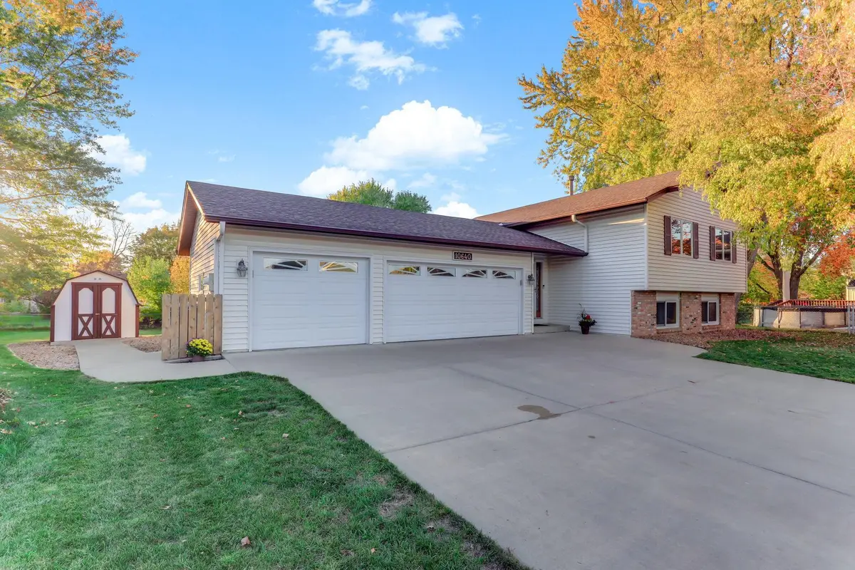 10640 Yukon Road S, Bloomington, MN 55438 - #1