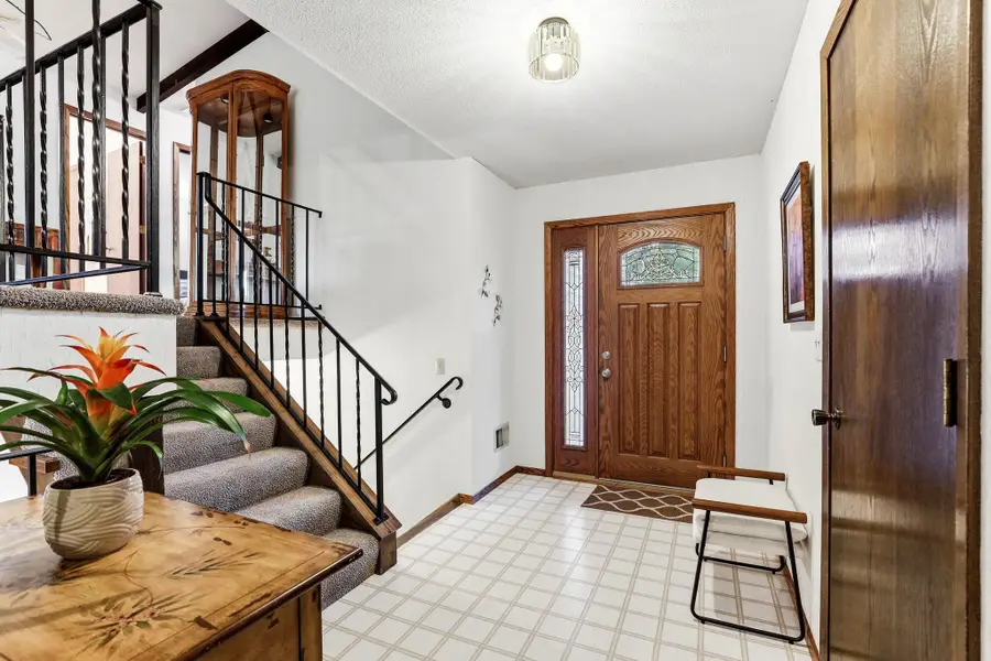 10640 Yukon Road S, Bloomington, MN 55438 - #3