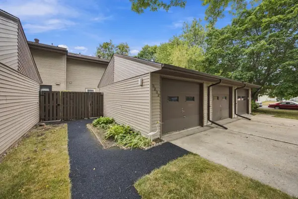 3232 2nd Street N, Fargo, ND 58102