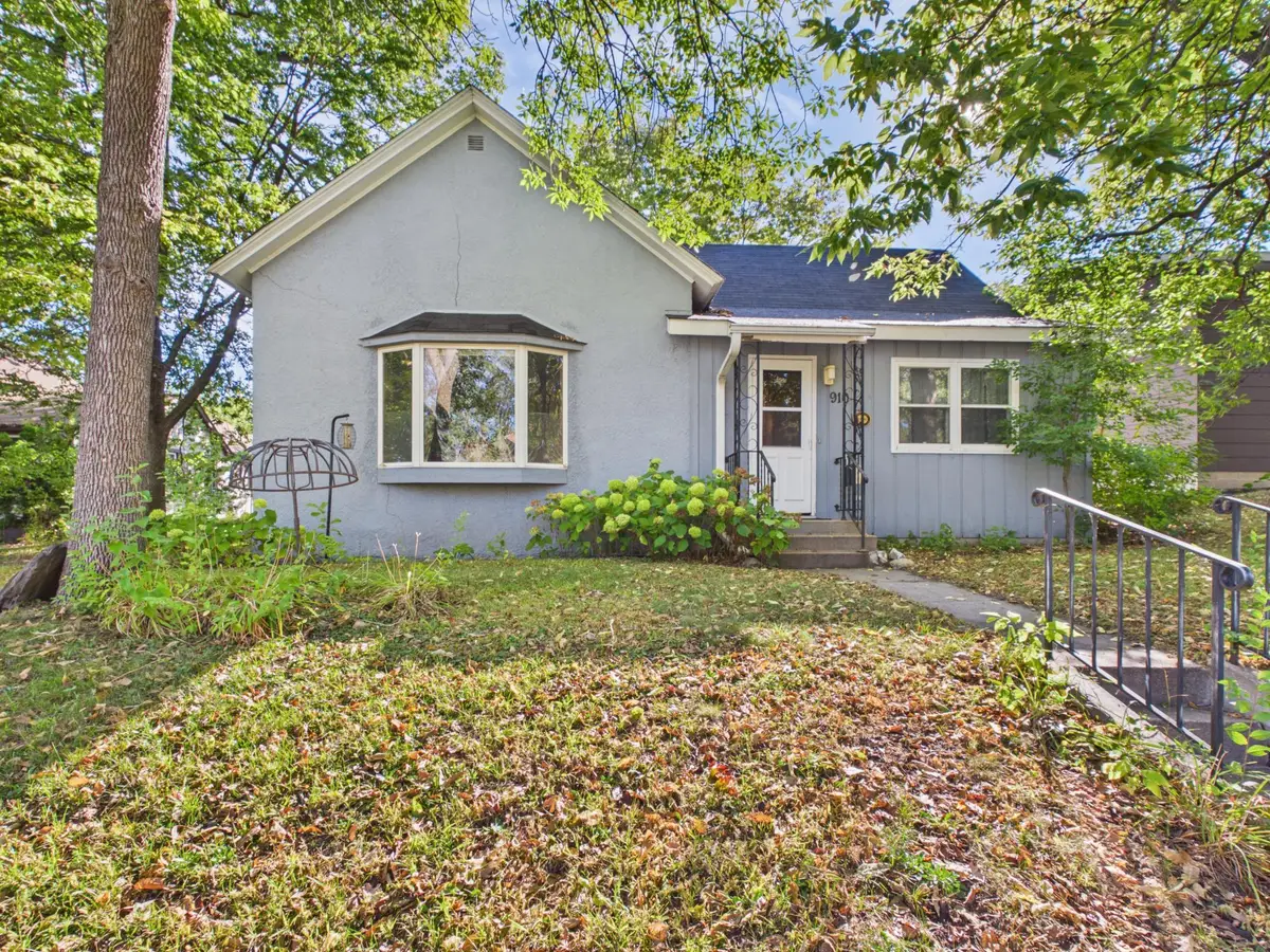 910 10th Avenue S, Saint Cloud, MN 56301 - #1
