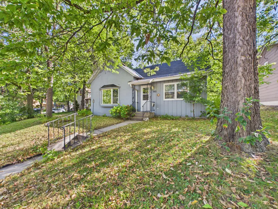 910 10th Avenue S, Saint Cloud, MN 56301 - #2