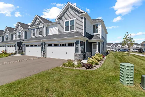 1801 Arbor Lane, Carver, MN 55315