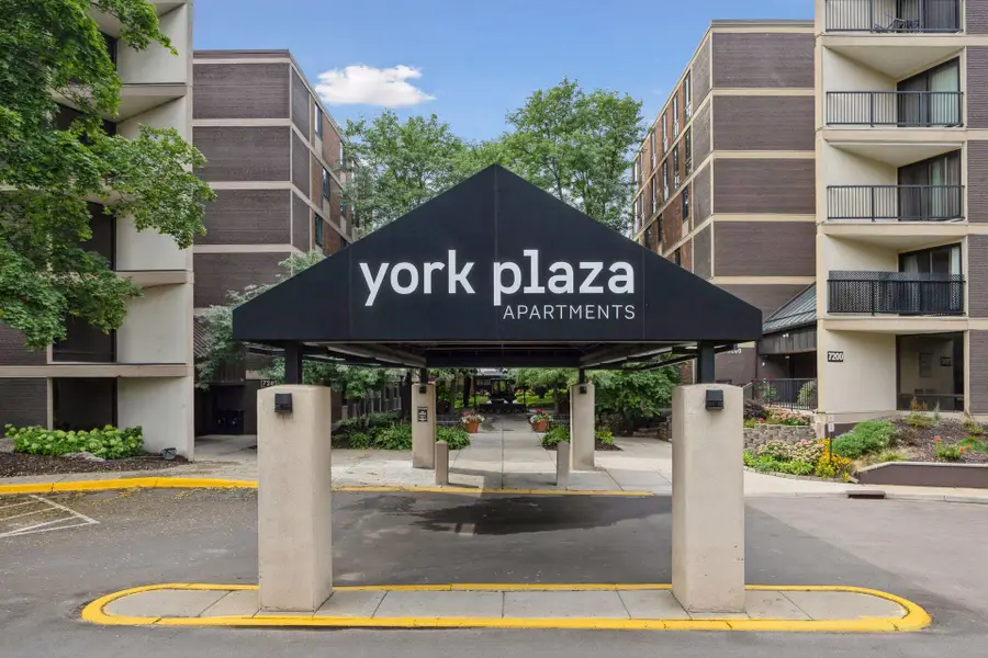 7200 York Avenue S #103, Edina, MN 55435 - #2
