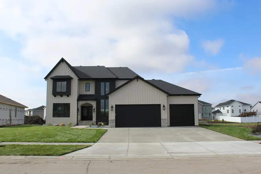 3248 66th Avenue S, Fargo, ND 58104 - #2