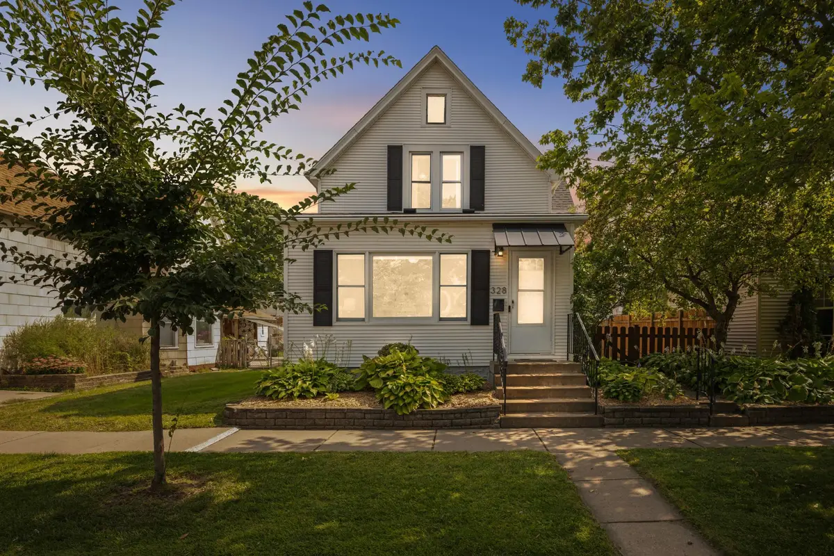 328 Osceola Avenue S, Saint Paul, MN 55102 - #1