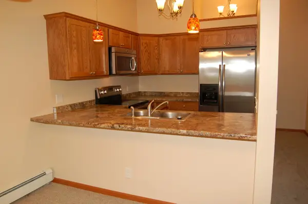 14839 Endicott Way #311, Saint Paul, MN 55124